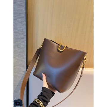 法國FMKDA水桶包女2025新款高級感真皮腋下包包大容量單肩斜挎包