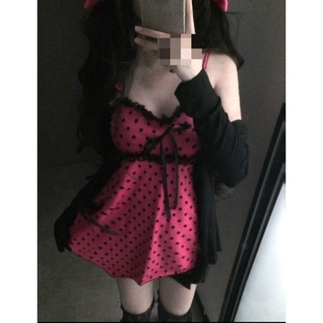 ♡ 𝑪𝒉𝒊𝒄 𝒖 ♡古早千禧亞文化澀谷辣妹復古可愛波點上衣黑色顯瘦開衫兩件套春夏