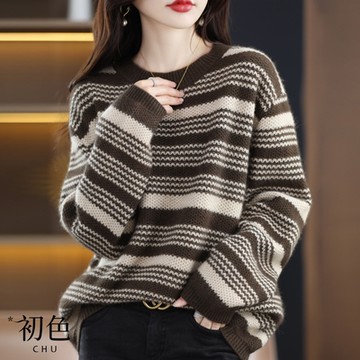 初色  圓領寬鬆條紋針織毛衣上衣-共4色-63891(F可選現貨+預購)