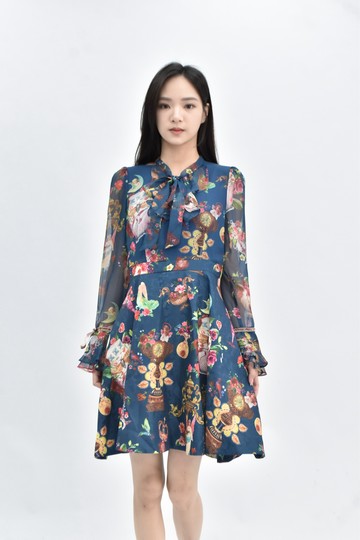 (S) show we love 雪紡長袖花紋藍色洋裝