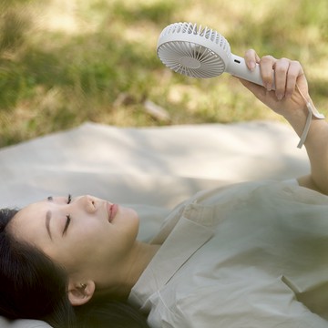 N9｜LUMENA PRO4 USB充電式手持風扇 奶油白