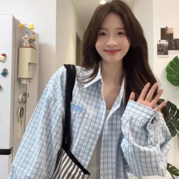 夏季必備🌞 藍色格子襯衫外套防曬新款韓系慵懶薄款長袖寬鬆開衫襯衣設計上衣