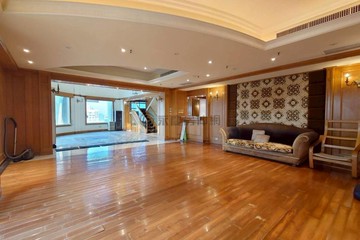 亞灣景觀樓中樓/平面子母車位+機械車位｜高雄市前鎮區民權二路