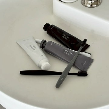 韓國 牙膏界美白神器 unpa. 大人系列竹炭牙膏 (四款功效） - (粉)不含氟薄荷竹炭