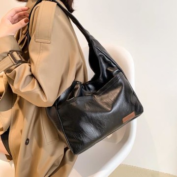 百搭ins大容量包包女2022新款潮時尚水桶包復古通勤單肩包托特包