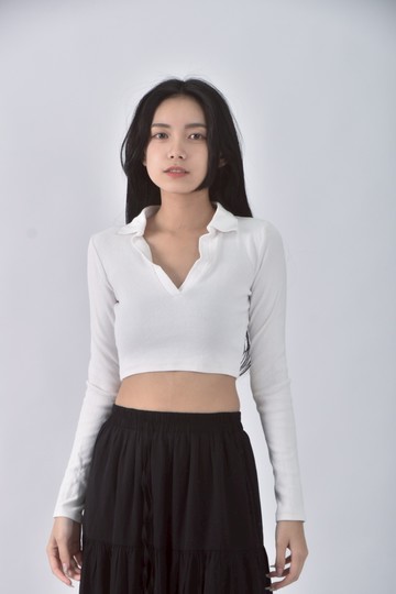 (S) 【安于晴Charlene私服】zara質感修身短版白色長袖上衣