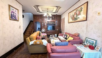 巨蛋小天母6.9米大面寬大地坪邊間雙車墅｜高雄市鼓山區中華一路