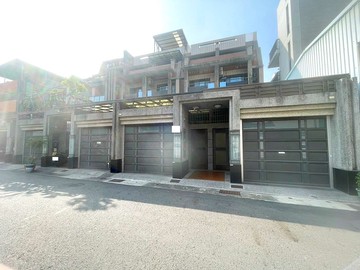 【仁武八卦寮】大地坪雙主臥雙車庫透天｜高雄市仁武區八德中路