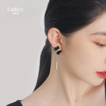Gulicc 復古 黑 蝴蝶 耳環(飾品 耳飾 耳針 耳釘 耳環 生日禮物 雙11 聖誕節)