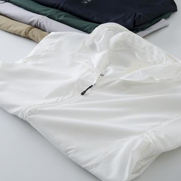 薄如蟬翼！可收納防曬衣 男士純色輕盈透氣寬松連帽皮膚衣外套