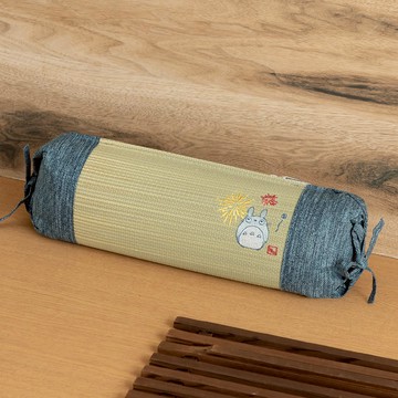 真愛日本 宮崎駿 吉卜力 龍貓 花火 日本製 藺草 刺繡 糖果枕 枕頭 涼枕 保健枕 護頸枕