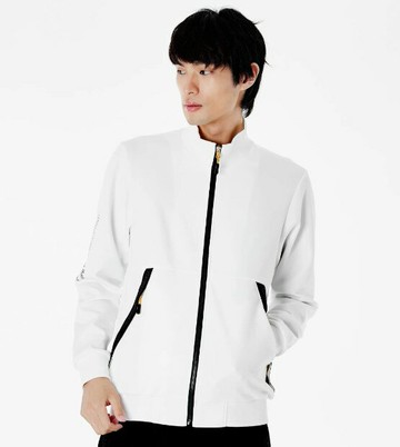 KAPPA 24 男女適穿 吸濕排汗運動外套  黑/白色 吸濕排汗快乾  -331U2UW