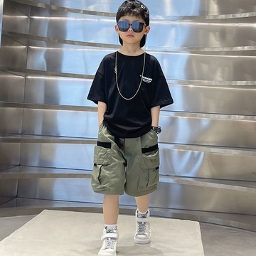 【在臺免運】男童夏裝套裝2026新款洋氣夏季兒童韓版寬松短袖工裝中褲兩件套潮fsaw