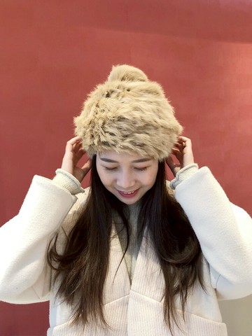 兔毛貝雷帽子女冬韓版軟妹可愛保暖針織毛毛蓓蕾帽毛球毛絨皮草帽1入
