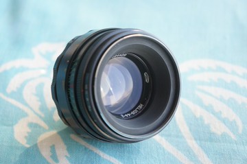 Helios 44-2 58mm F/2 鏡頭，適用於 M42 接環的 Zenit、Pentax、Practica 相機