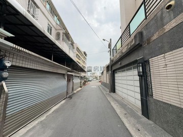 澄湖特區.仁武面寬7米.豪奢5房雙車墅｜高雄市仁武區新生路