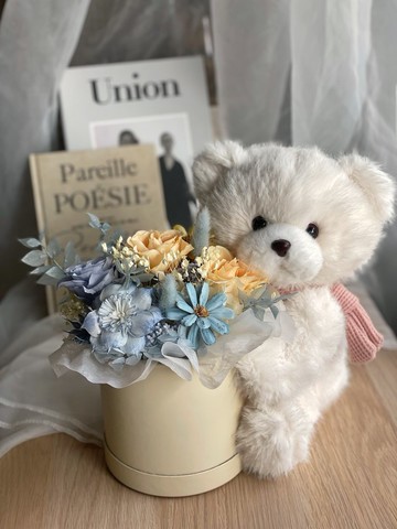 永生花抱抱桶/小熊抱抱桶/情人節禮物/畢業花束/客製化