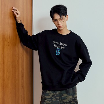 LAKING_潮流撞色英文刺繡排版大學T