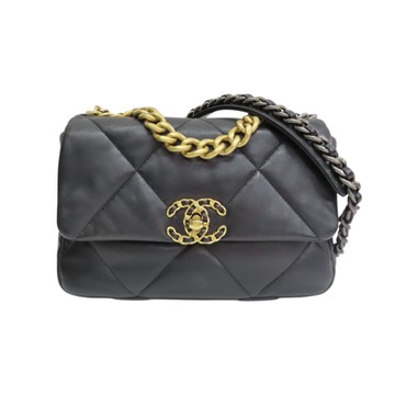 CHANEL 香奈兒 黑色羊皮 19 口蓋 兩用包 AS1160 【二手名牌BRAND OFF】