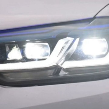 BMW5系F10F18大燈10-17改裝藍眉LED日行燈流光轉向雙光透鏡大燈