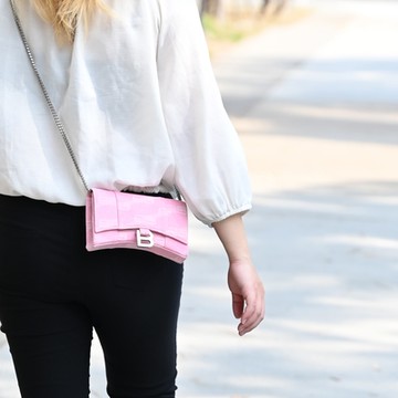 BALENCIAGA 巴黎世家  Hourglass 質感緹花帆布WOC 4卡斜背鍊包/沙漏包(粉)