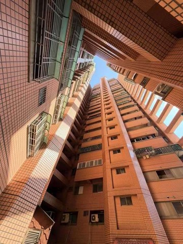 ⭐岡山天第大樓⭐大三房平車・低總價自住投資皆宜｜高雄市岡山區新樂街