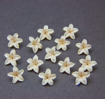 白色/米色小花珠聚合物粘土首飾製作花珠 12-14 毫米