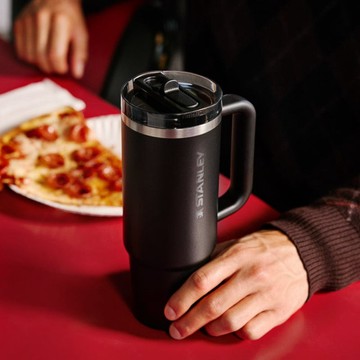 STANLEY 防漏吸管隨手杯 1.18L 消光黑2.0