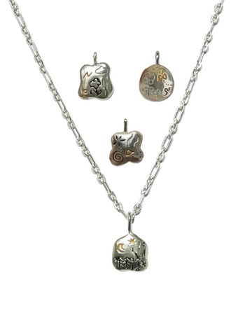 精緻小巧的鵝卵石項鍊