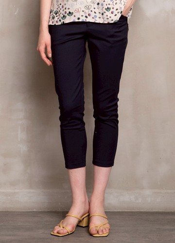 *纖感風格七分窄管褲