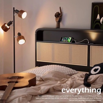 北歐復古實木床黑色藤編床1.5米1.8法式復古民宿侘寂風主臥雙人床