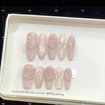 🎀可可精選🎀【香奶奶】純手工粉色穿戴甲高級感輕奢手繪菱形格紋奶油貓眼美甲手工穿戴甲日常穿戴甲百搭美甲貼片 CONR