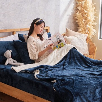 法蘭絨羊羔絨毯 / 深海靛藍