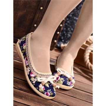 2025新款老北京布鞋女款春秋低幫淺口透氣平底防滑民族風繡花女鞋