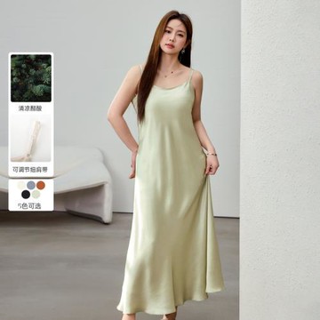 纖莉秀大碼女裝高級感醋酸垂感顯瘦性感吊帶連衣裙胖mm2024夏新款