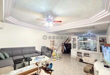 羅東鎮竹林商圈大坪數免裝潢邊間別墅｜宜蘭縣羅東鎮復興路三段