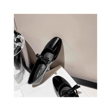香港法式小香晚風黑色瑪麗珍單鞋女平底2025春新款配裙子軟底瓢鞋