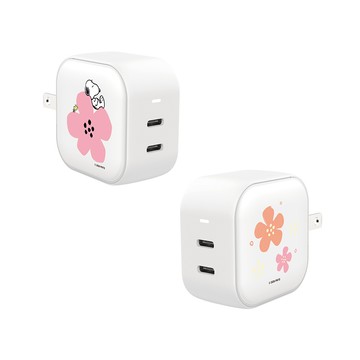 【正版授權】SNOOPY史努比躺在花花上GaN 45W Type-C雙孔充電頭