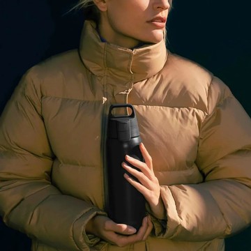 瑞士 SIGG Shield 超輕量彈蓋保溫瓶 750ml (深夜黑) 水壺 保冷瓶 保溫杯