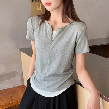 【LANNI 藍尼】★簡約假兩件修身上衣(女裝/女上衣/T恤/休閒/日系/通勤)