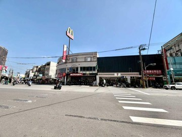 後勁商圈傳統格局 邊間正四樓店鋪透天｜高雄市楠梓區區東路