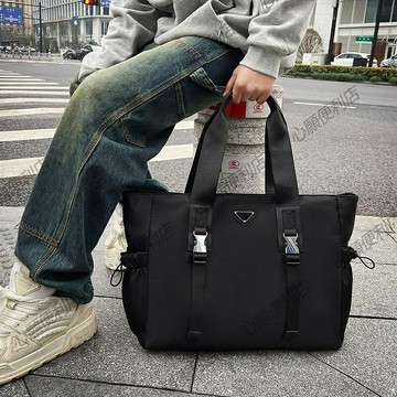 黑色百搭大容量輕便防水尼龍布男女手提上班通勤電腦包旅游托特包
