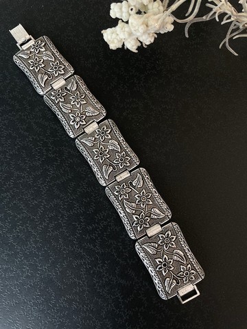 老又好古董珠寶 Vintage 銀色雕花方塊手鍊手鐲 BR1