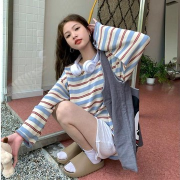【V領顯瘦】條紋針織打底衫 女裝 上衣 長袖 早秋季 設計感 小眾 寬鬆 顯瘦 V字領上衣 針織衫