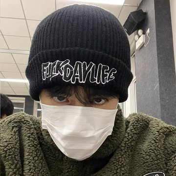 現貨｜24HR內出貨【𝐀𝐑𝐃𝐀𝐒𝐇】美式潮流字母針織毛帽 黑白色 男女毛帽  刺繡 保暖 街頭 潮流 Rapper