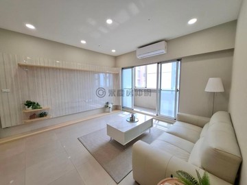 左營合群新城｜高樓層望柴山與軍港｜精裝四房平車｜高雄市左營區海景街