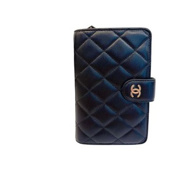 二手品 八成新CHANEL 經典系列菱格紋小羊皮銀釦拉鍊對折中夾/零錢包(經典黑)