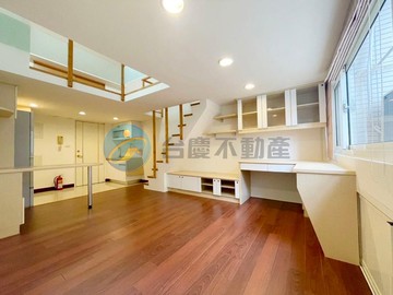 鄰近竹北高鐵站~綠水雅筑樓中樓~東興雙學區｜新竹縣竹北市嘉政九街