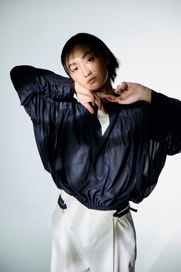 皺皺連袖短上衣