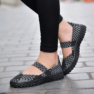 夏中老年防滑軟底老北京布鞋女淺口平底單鞋鏤空涼鞋松緊帶媽媽鞋